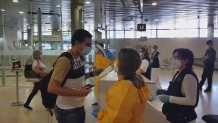 Aterriza en Valencia el primer avión del extranjero que debe guardar cuarentena