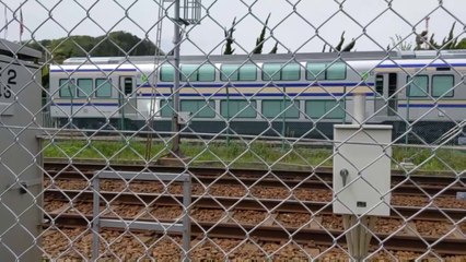 横須賀線E235系グリーン車甲種輸送