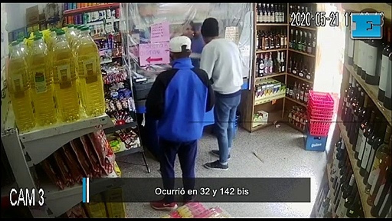 Violento asalto en un minimercado de La Plata