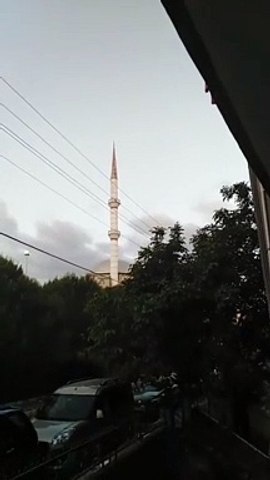 İzmir'de camilerde şimdi de 'Seldan Bahcan' provokasyonu