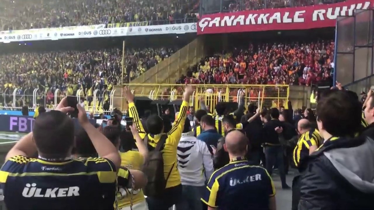 Fenerbahce - Galatasaray Çalgıcı Karısı Cimbom