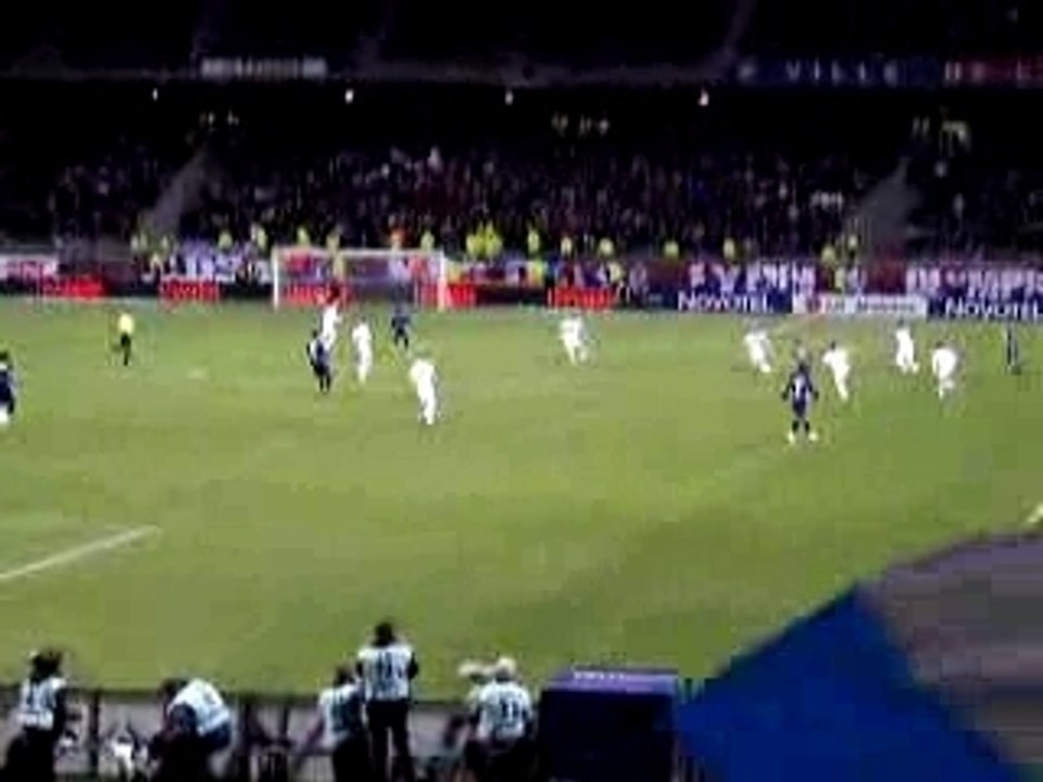 But de juni sur coup franc