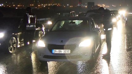 65 yaş üstü yola çıktı! 1 ay dönmeleri yasak