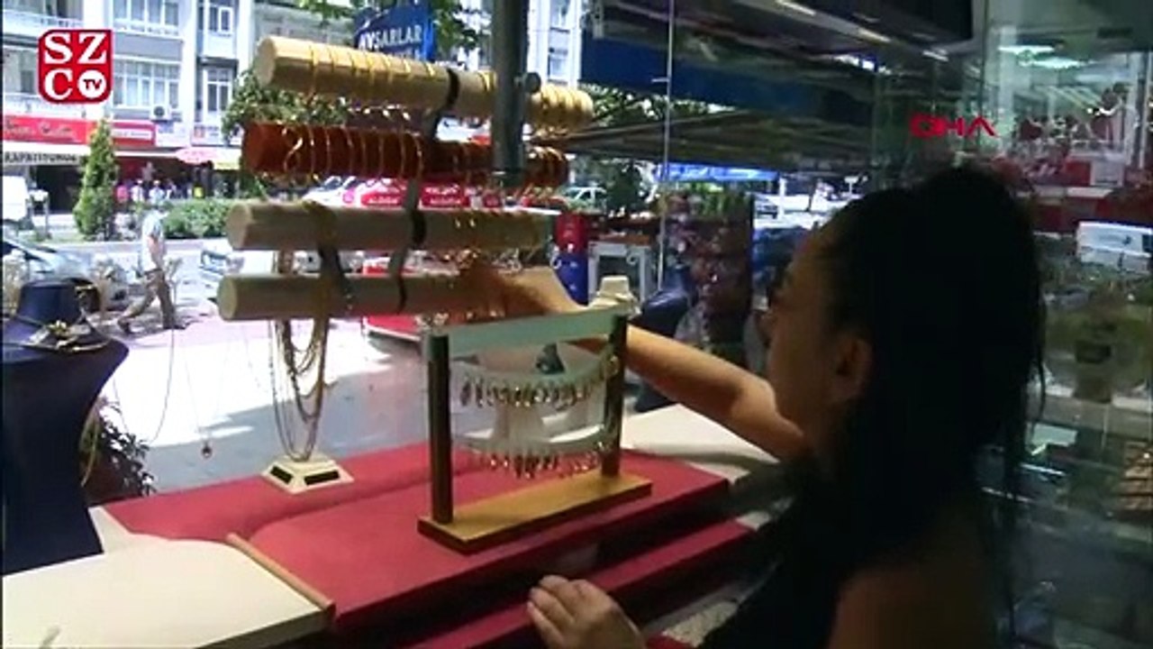 Kuyumcudan 30 bin liralık yüzük çaldı