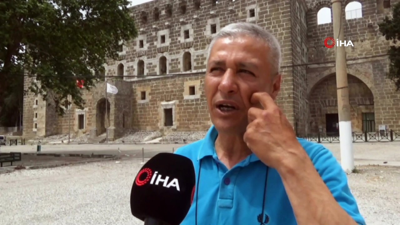 Korona virüs sonrası Aspendos Antik Kenti çevresindeki parkların yeni sahibi keçiler oldu