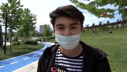 17 yaşındaki gençten evde kalmayanlara ilginç tepki...“Hakkım hepsine haram olsun”