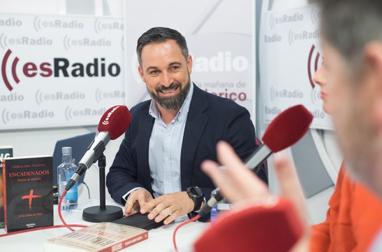 Federico Jiménez Losantos entrevista a Santiago Abascal