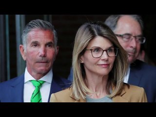 Lori Loughlin, husband to plead guilty to college admissions scam
