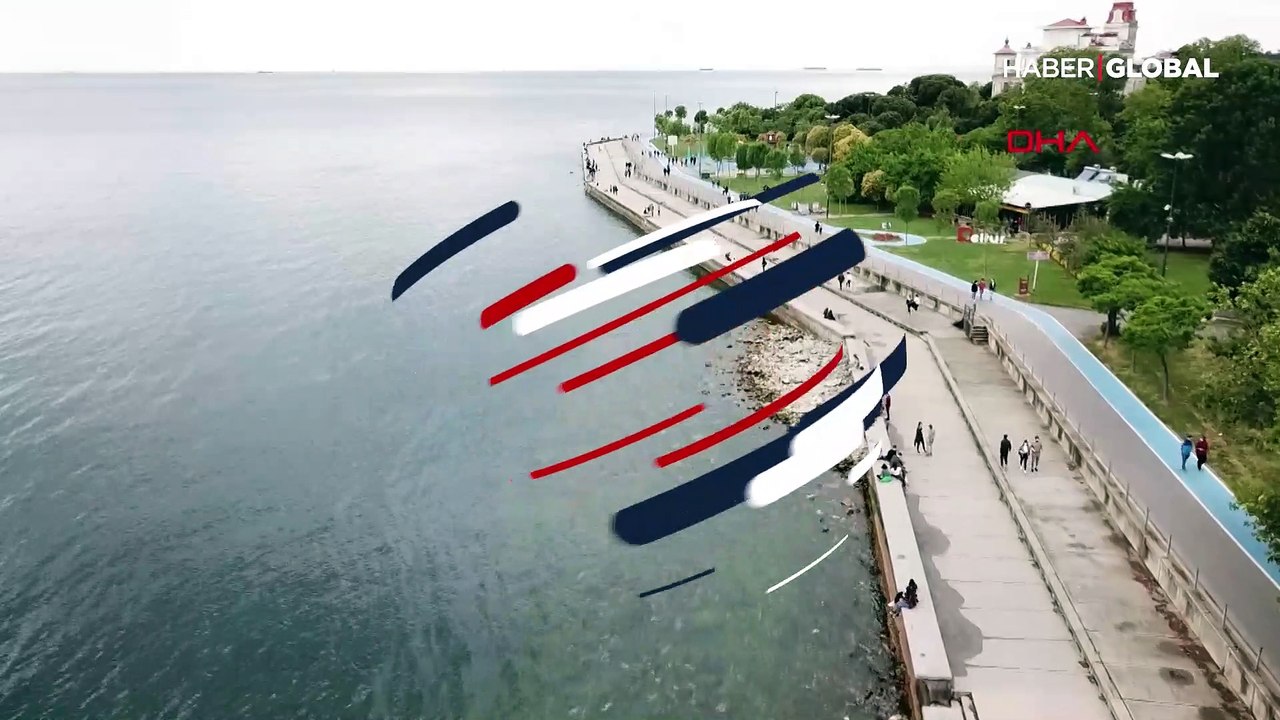 Bağdat Caddesi ve Caddebostan sahilini dolduran gençler havadan görüntülendi