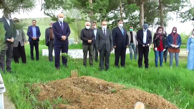 AA muhabiri Abdulkadir Nişancı, kabri başında anıldı - BAYBURT