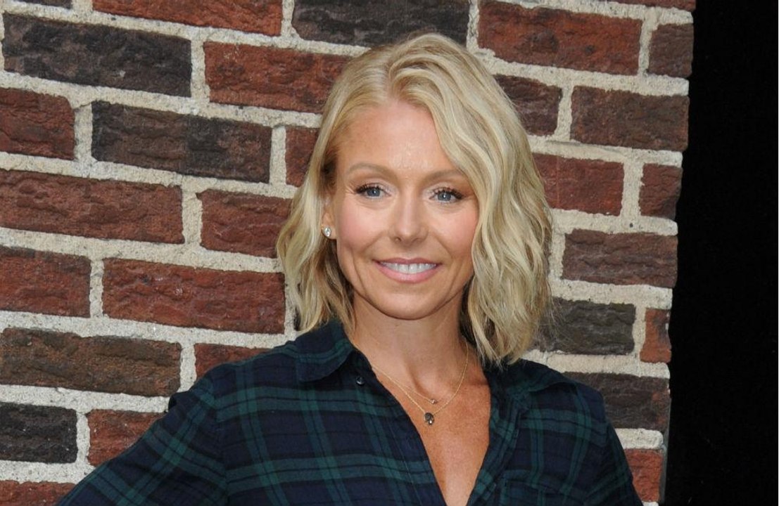 Kelly Ripas heimliche Arbeit  in der Karibik