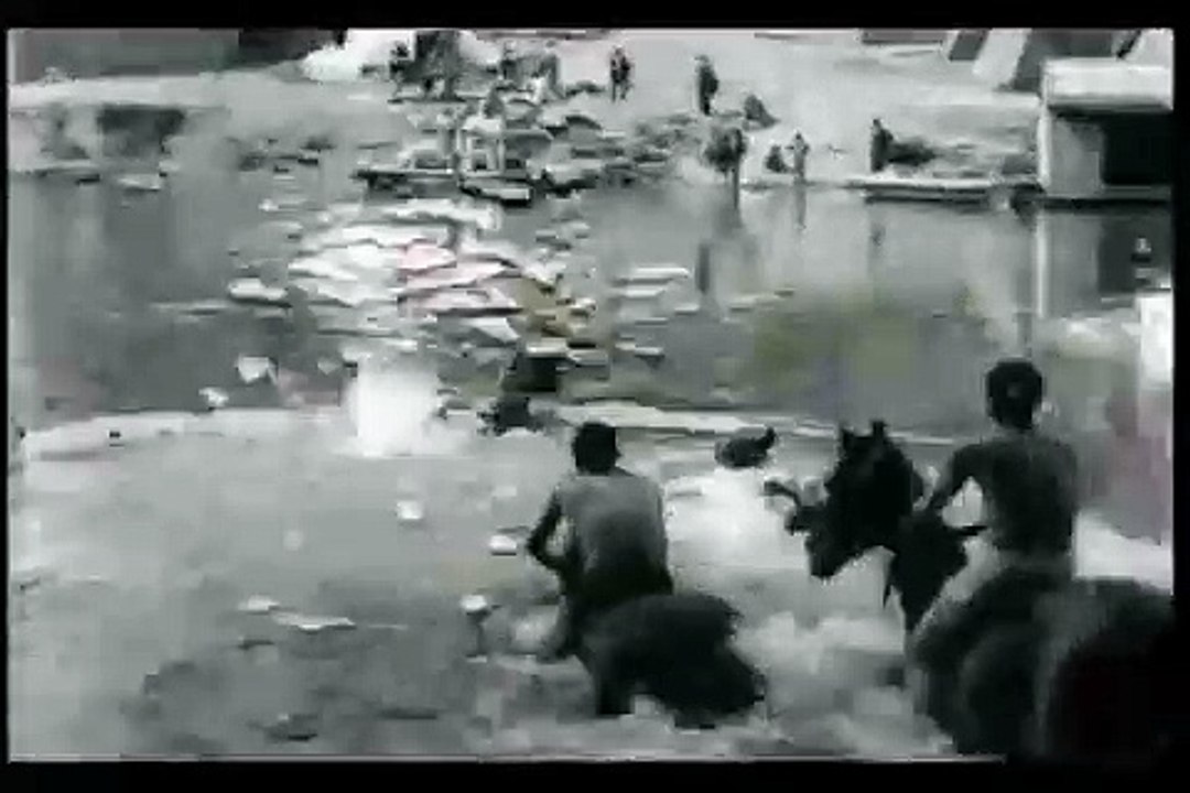 Dragoons traversant la Saône à la nage (Dragoons atraviesan el Saône hasta la orilla) [1896]