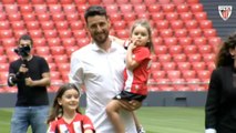 Despedida por todo lo alto de Aduriz en un San Mamés vacío por el coronavirus