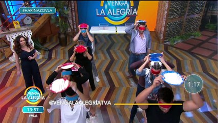 2 equipos. Vendas para los ojos. Y mucha harina. ¡Que increíble victoria vimos! | Venga La Alegría