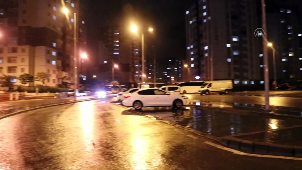 Kayseri, sokağa çıkma kısıtlamasının başlamasıyla sessizliğe büründü