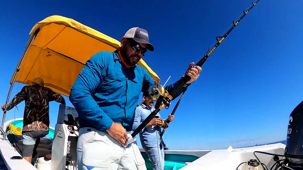 Mi primer ATÚN!!  - Pesca al troleo en el Mar de Cortez