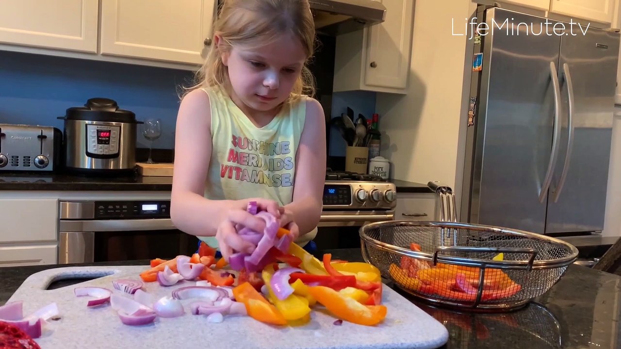 Tips to Take the Stress Out of Family Mealtime
