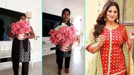 Bhagyashri's Sweet Gesture For Archana Puran Singh