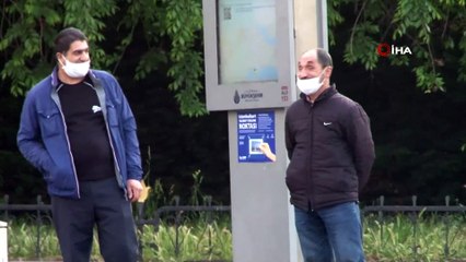 - 4 gün boyunca devam edecek kısıtlama sürecinin ilk gününde İstanbul boş kaldı- Ramazan Bayramı Arefesinin olduğu bugünde yollarda trafik olmadığı görüldü