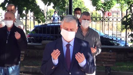 Kara Kuvvetleri Komutanı Dündar, annesini son yolculuğuna uğurladı