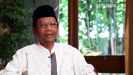 Shalat di rumah. Ilustrasi