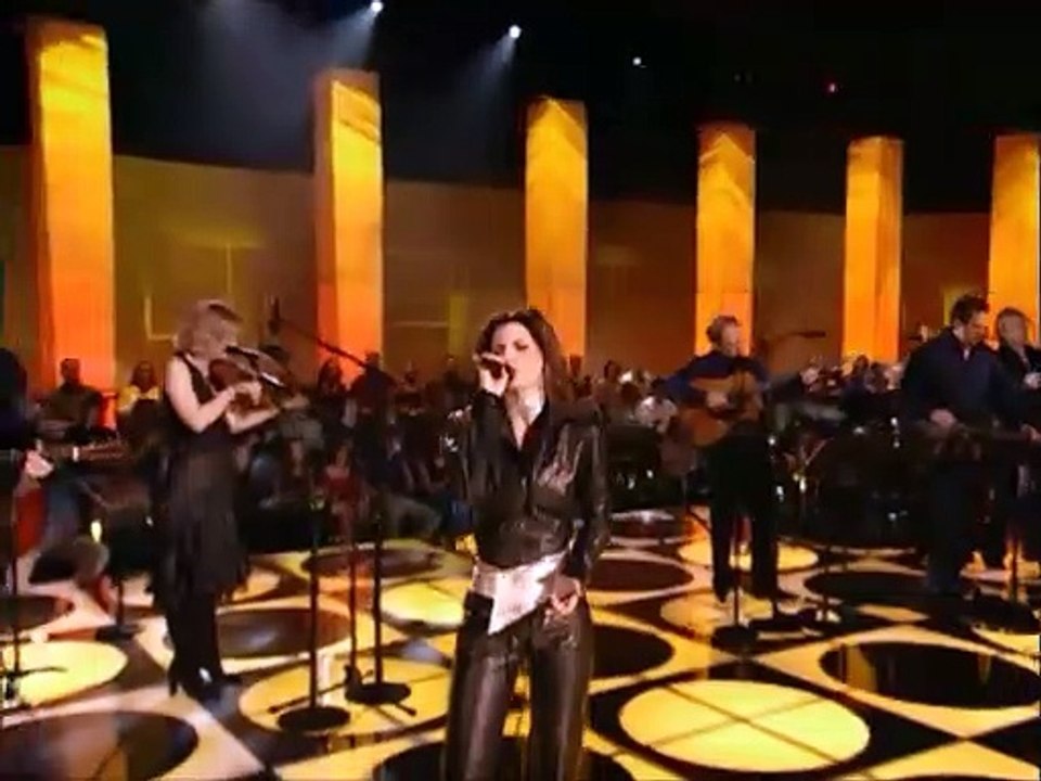 Shania Twain ↔ Whose Bed Have Your Boots Been Under? → Up! Close and Personal — (2005)