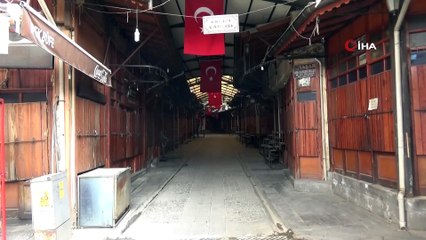 Gaziantep'te caddeler boş kaldı