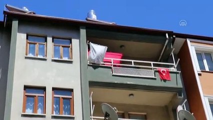 Bir kişi anne ve babasını bıçaklayarak öldürdü - ISPARTA
