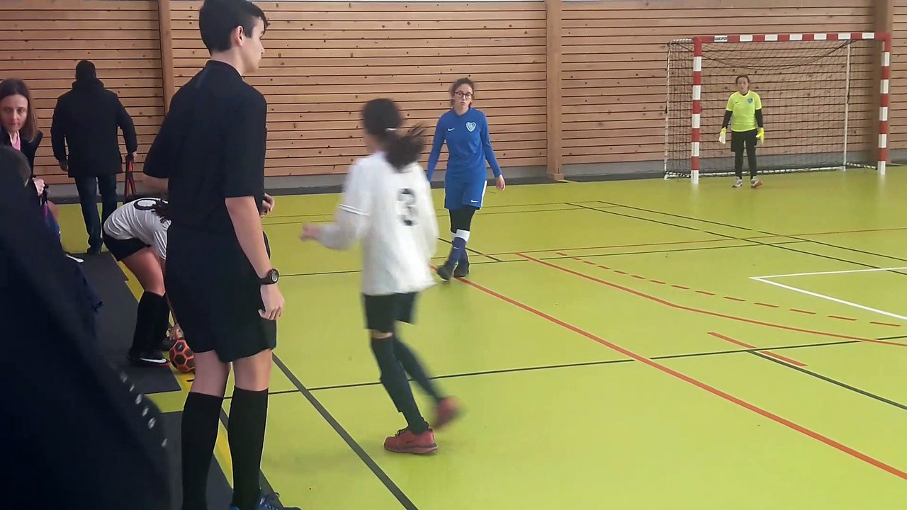 RÉTRO F.C.M.P.L. / MATCH U13 F CONTRE MONTBARD EN FINALE FUTSAL 1/2 (16/02/20)