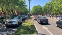 Valladolid se llena durante dos horas de coches y banderas contra el Gobierno
