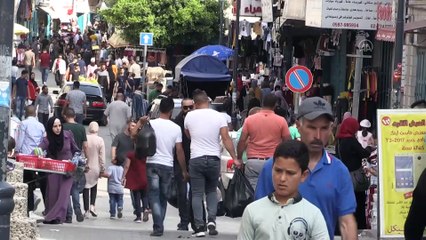 Filistin sokaklarındaki sakinlik ve piyasadaki durgunluk bayram havasını gölgeliyor