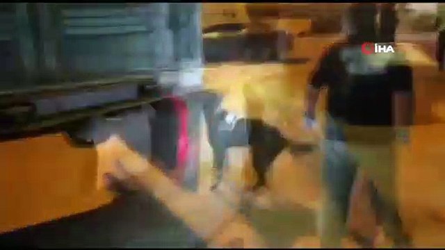 Kocaeli'de kamyon kasasına zulalanmış 42 kilo esrar ele geçirildi