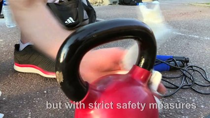 French sports aficionados train outside as gyms remain closed