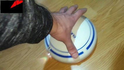 Smart vacuum cleaner runs away from the garbage