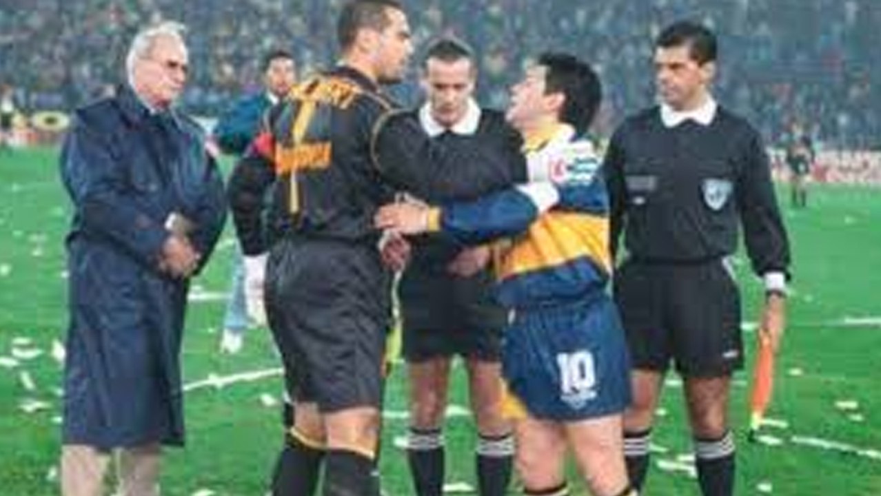 ¡Merece un Nobel en deportes!. El único portero que pudo contra Maradona
