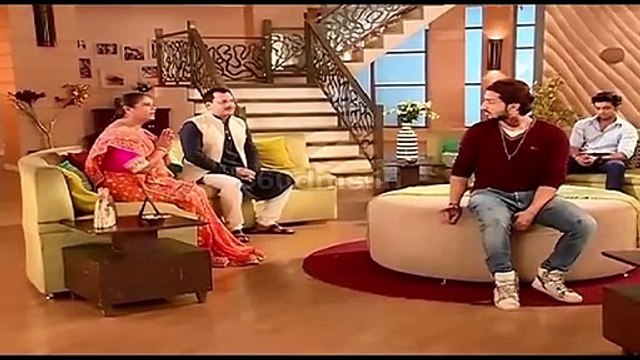 Saath Nibhaana Saathiya _ OMG! Ricky THROWS Sameera Out Of The Modi House _