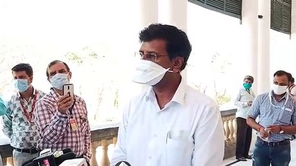 पतंजलि दवा के ट्रायल की कोई अनुमति नहीं, सरकार से मांगा है मार्गदर्शन- इंदौर कलेक्टर