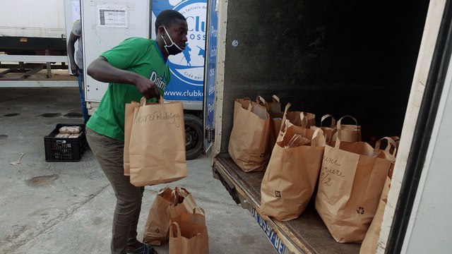 Senegal eases COVID-19 restrictions as food crisis looms