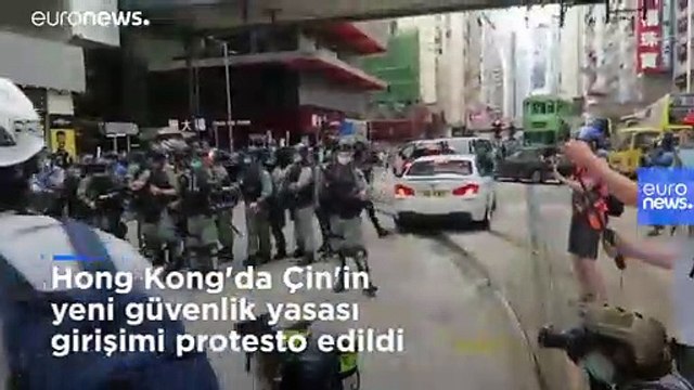 Hong Kong'da Çin'in yeni güvenlik yasası girişimine karşı düzenlenen protestoda arbede çıktı