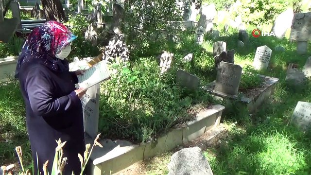 65 yaş üzeri vatandaşlar bayramda güneşli havanın keyfini çıkardı