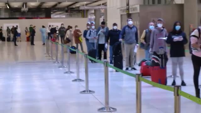 Las líneas aéreas aseguran que los filtros de los aviones son equivalentes a los que hay en los quirófanos