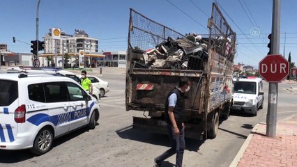 Ekmek almaya çıktı, polis kovalamacasının ortasında kaldı - ANTALYA