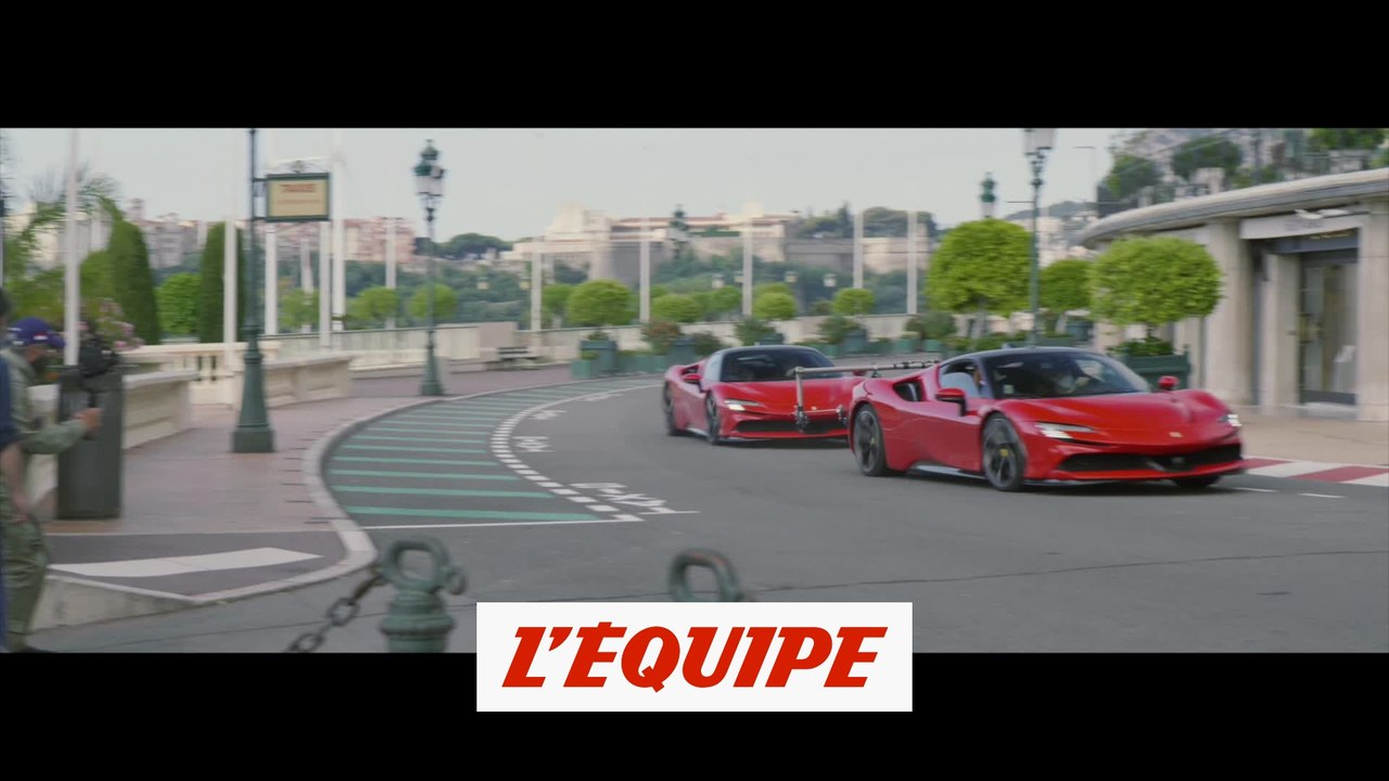 Charles Leclerc traverse Monaco à fond au volan...