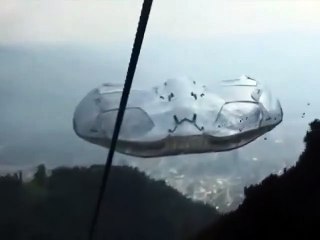 OVNI teleférico en Caracas ( Venezuela)