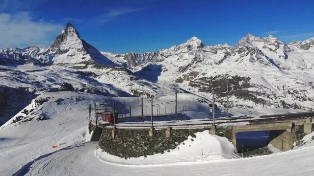 Cuencos Tibetanos. Música sanadora y relajante con bellos paisajes naturales Día # 2 - Tibetan bowls. Healing and relaxing music with beautiful natural landscapes Day # 2