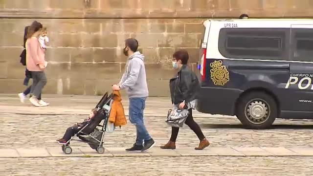 Media España entra ya en la fase 2 de la desescalada