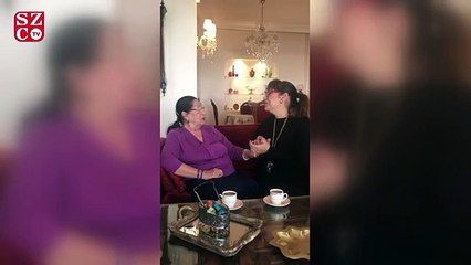 Melek Baykal bayramda annesini ziyaret etti