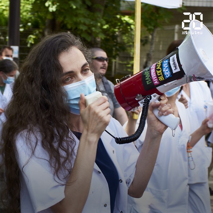 Coronavirus: Nouvelle manifestation du personnel soignant devant l’hôpital Robert Debré à Paris