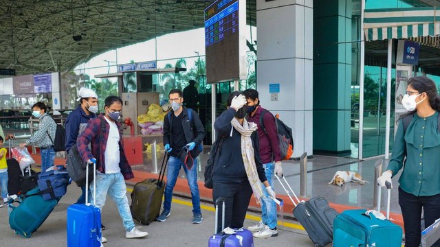 Nonstop: 82 Flights cancelled at Delhi airport