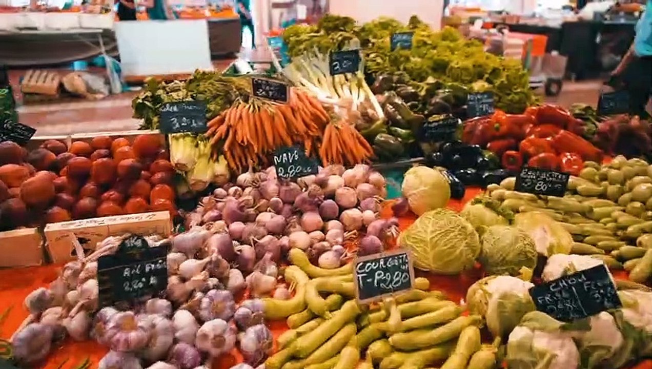 Tour | Walking Tour in Cannes | Riviera Bar Crawl & Tours